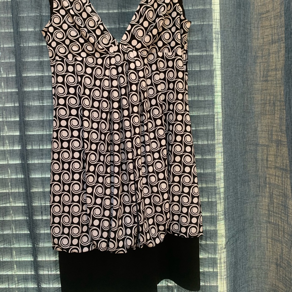 Women’s dress